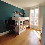 Διαμέρισμα Haussmann-style Flat With Montmartre View *