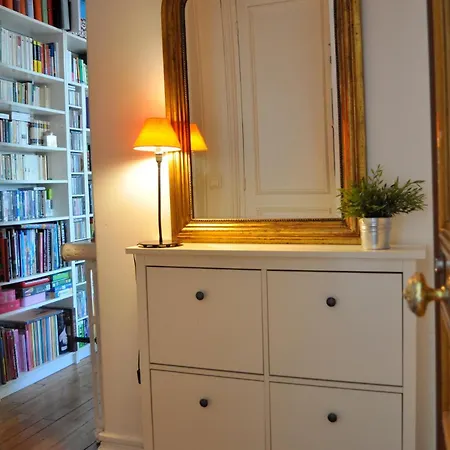 Haussmann-style Flat With Montmartre View Παρίσι